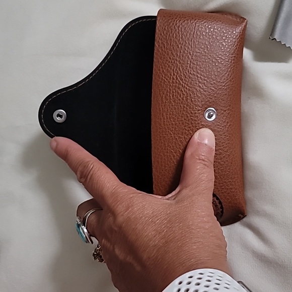 Ray ban eye glass case - Picture 5 of 7